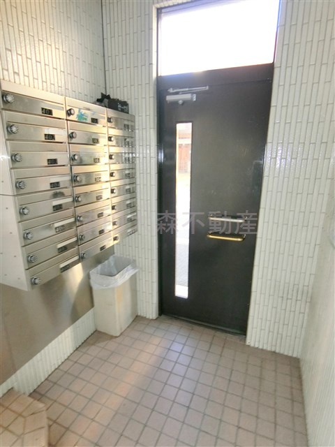 グレイス多摩川のエントランス