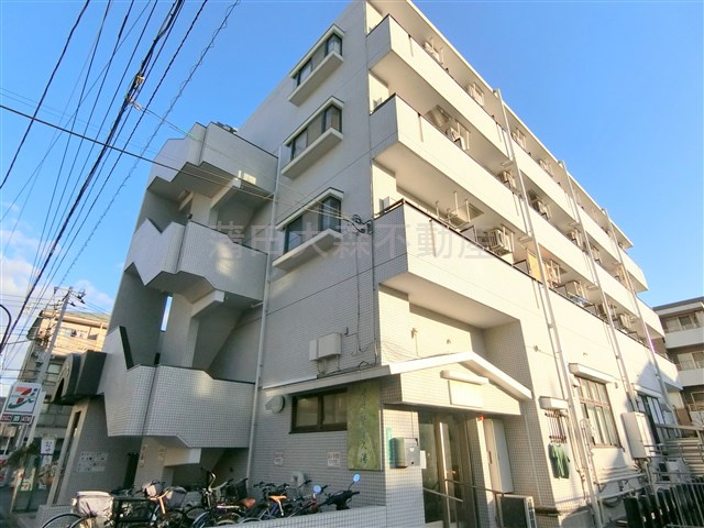 グレイス多摩川の外観|1987年1月築　RC鉄筋コンクリート造地上4階建て総戸数25戸
東京都大田区矢口2丁目　東急多摩川線矢口渡駅徒歩9分、武蔵新田駅徒歩10分