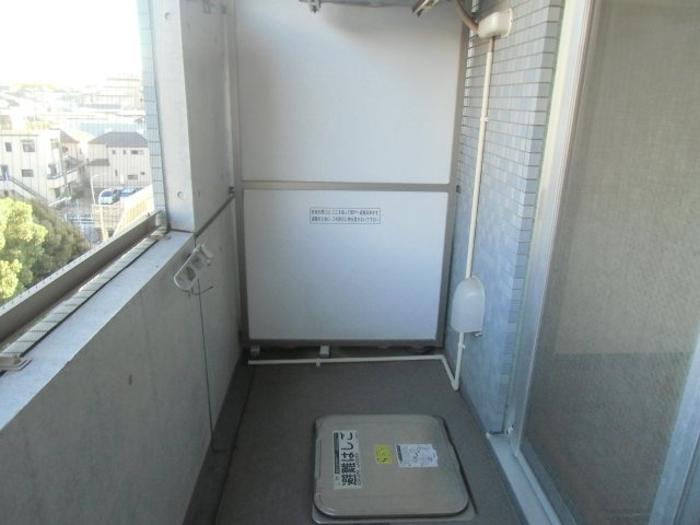 千葉市花見川区南花園２丁目の賃貸マンションのバルコニー