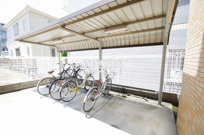 【その他共用部分】 | プレステージ橋本 | 敷地内駐輪場完備