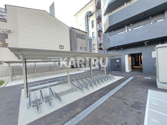 セレニテ蒲生四丁目駅前アリエの駐車場