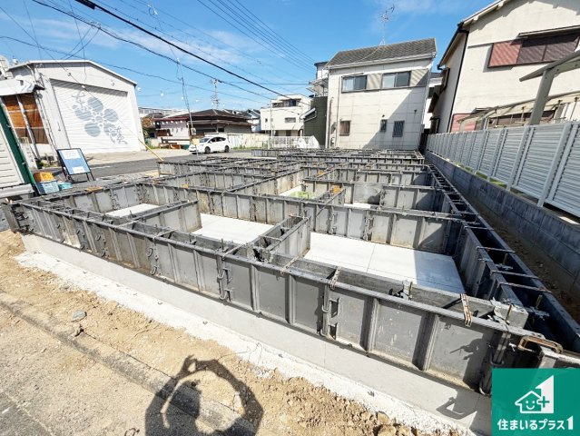 ◆堺市堺区老松町　新築一戸建ての外観|現在の進捗状況です！順調に作業進行中、完成が待ち遠しいです！詳細の間取り等、お気軽にお問い合わせください！