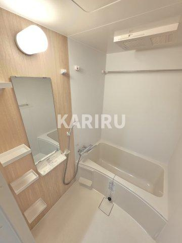 セレニテ蒲生四丁目駅前アリエの浴室|階数・部屋によってカラーパターン違い（カームブルー・ヘリンボーン・マーブルグレー）