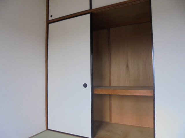 ＴＡフラット笹下の収納|押入れ