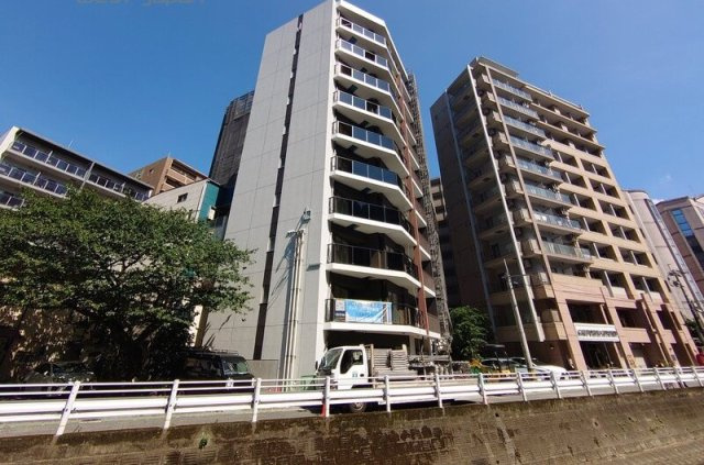 クーヴェルコート薬院駅前　平尾小学校区の外観|クーヴェルコート薬院駅前