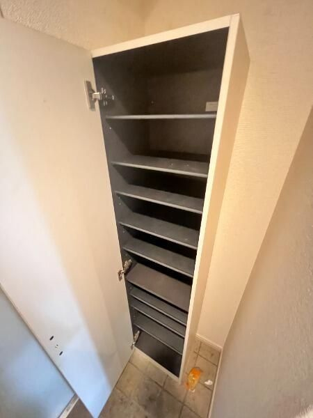 ザ　サンズコア　アパートメントの収納