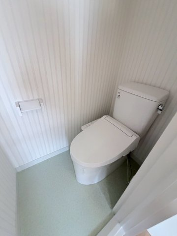 西高野ハイツのトイレ|コンパクトで使いやすいトイレです