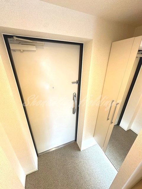 藤沢市辻堂西海岸１丁目の賃貸マンションの玄関|お履き物が多い方にもおすすめ♪