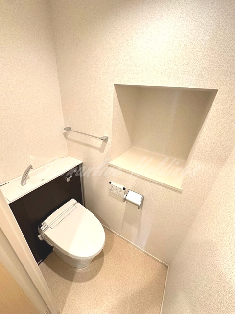 藤沢市辻堂西海岸１丁目の賃貸マンションのトイレ|清潔感のあるトイレです