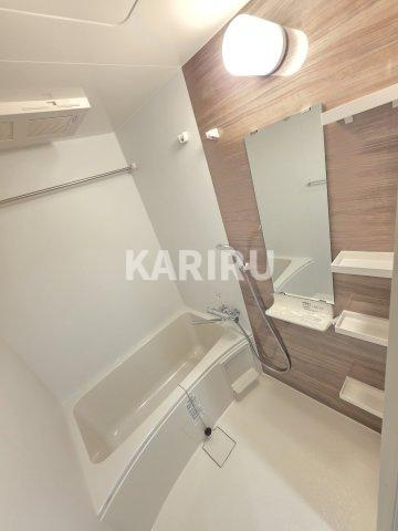 セレニテ蒲生四丁目駅前アリエの浴室|階数・部屋によってカラーパターン違い（カームブルー・ヘリンボーン・マーブルグレー）