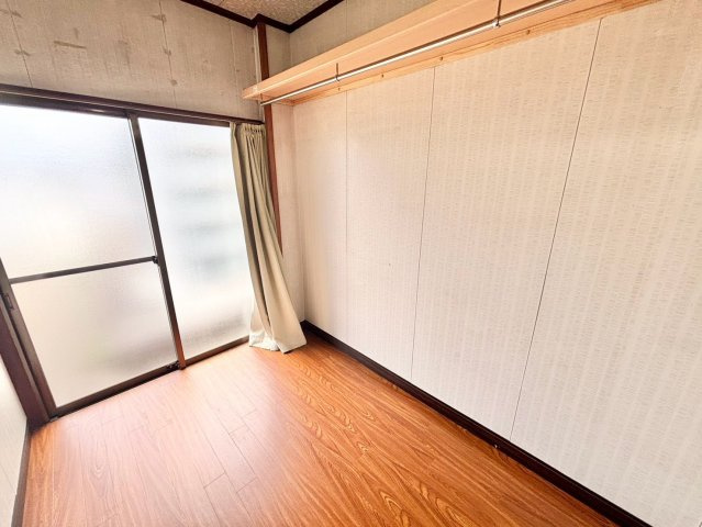 室岡貸家のその他