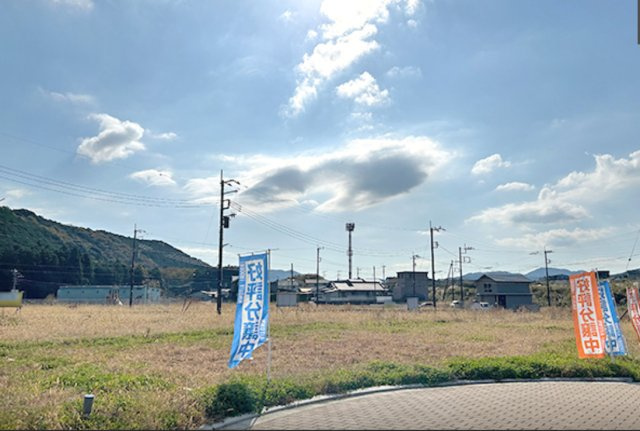新築戸建 富士宮市大中里 全5棟 4号棟　　の前面道路含む現地写真