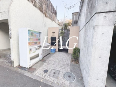 【エントランス】 | コンフォルトⅠ | エントランスです。