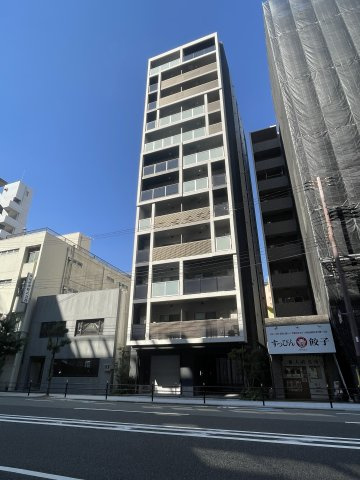 シーズンフラッツ靱本町の外観