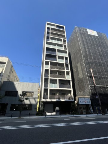 シーズンフラッツ靱本町の外観