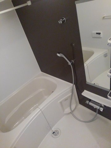 【浴室】 | リナリア　Ⅱ | コンパクトで使いやすいお風呂です