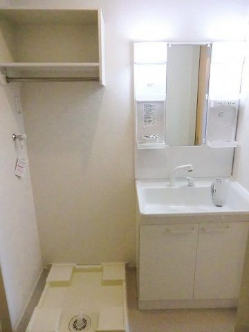 【洗面所】 | サンパティーク阿波岐原 | 忙しい朝には欠かせない洗面所です