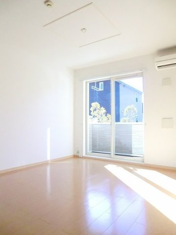 【居間・リビング】 | プレサージュ　高鍋　Ａ | 使いやすい居間です