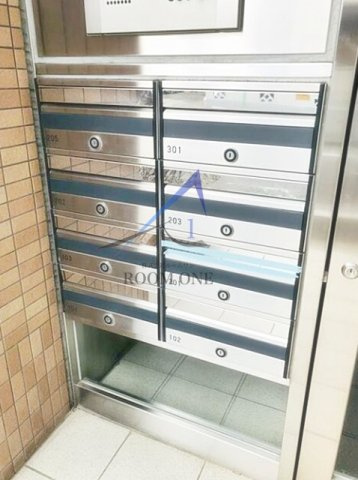 岡部マンションのその他共用部分|集合ポストです。