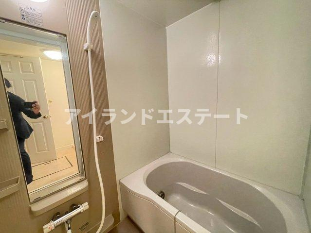 ジュンベリー　ペット相談　ネット無料　陽当たり良好の浴室