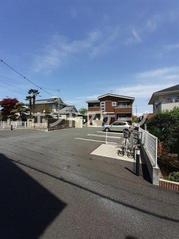 コンフォールＹＳの駐車場|高崎、前橋のお部屋探しはエンドスケープまで！お客様の理想お聞かせ下さい♪