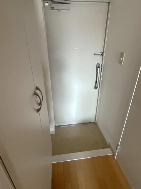 アヴァンタージュの玄関