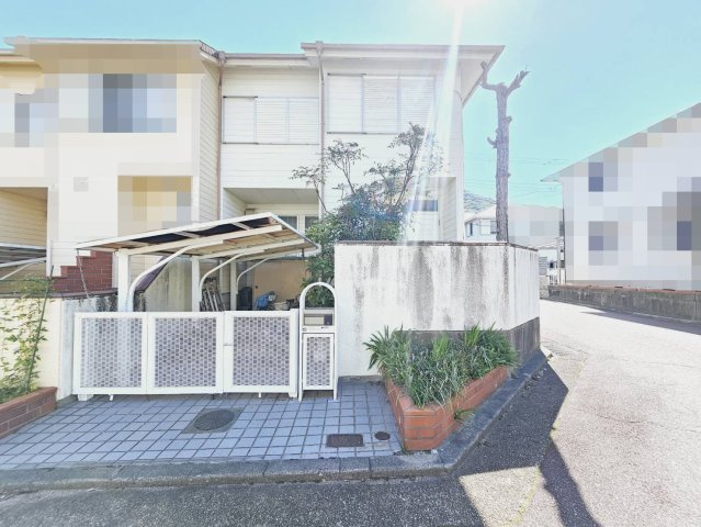 横尾３丁目７テラスハウスの外観