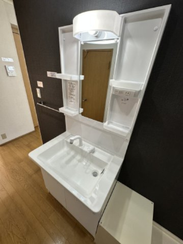 【独立洗面台】