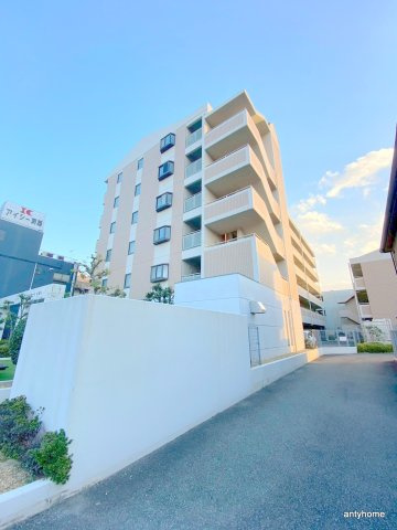 パインコート江坂Ⅰ　仲介手数料無料の外観