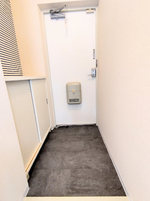 マンションカネマツＢ棟の玄関|室内写真は他号室