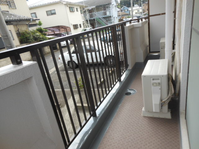 マンションカネマツＢ棟のバルコニー