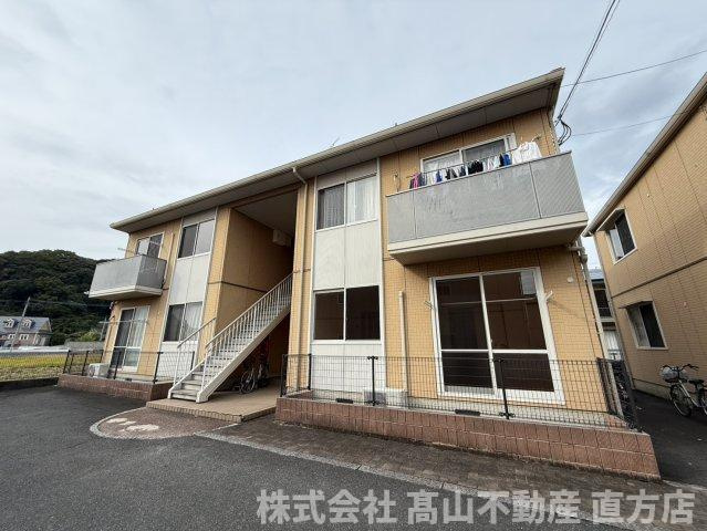宮若市本城のアパート