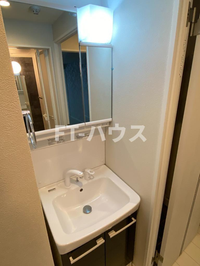プレゾン　ア　トワ　Ⅲの洗面所