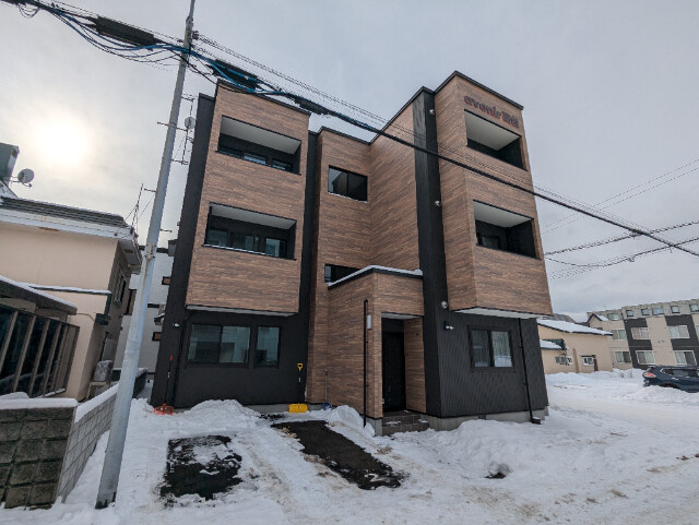 千歳市高台１丁目のアパート
