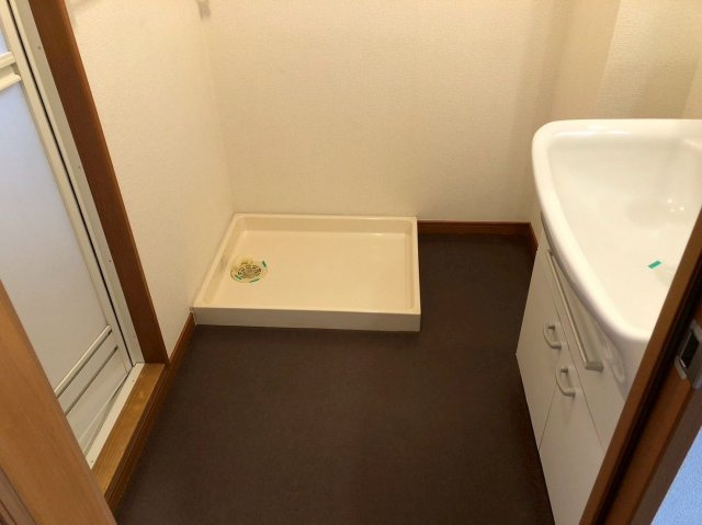エスタシオンの独立洗面台|同建物別部屋 現況優先
