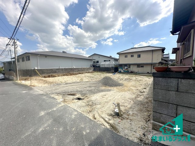 ●奈良市六条　第4期　新築一戸建ての前面道路含む現地写真|駅やスーパー、小学校・中学校等日常生活に欠かせない情報や道のりもご紹介いたしますのでお気軽にご相談ください。