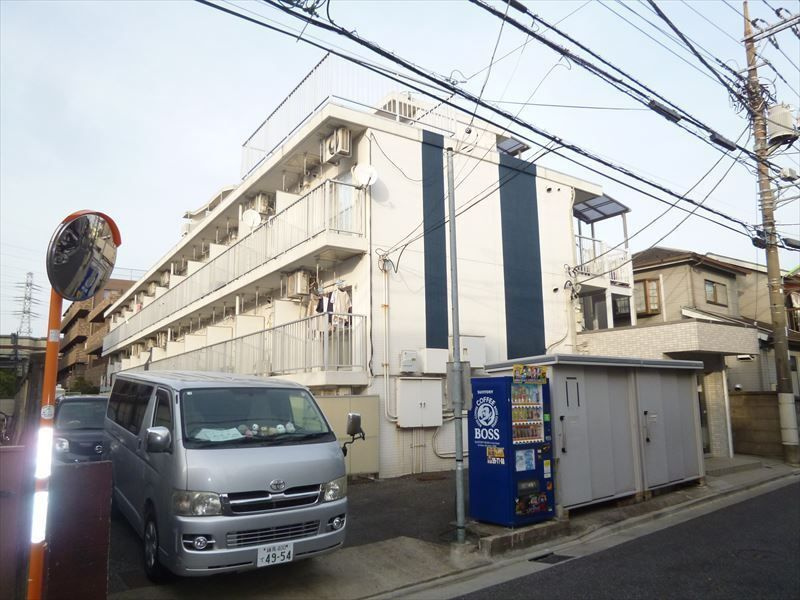 美和プラザ高井戸の外観