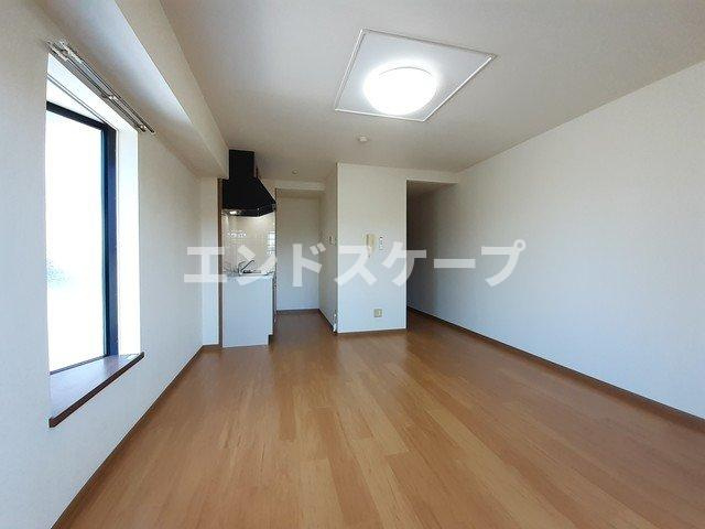 ピーノ　カルティエの居間・リビング|高崎、前橋のお部屋探しはエンドスケープまで！お客様の理想お聞かせ下さい♪
