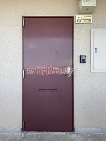 サンシャインコーポの玄関|落ち着いた玄関です