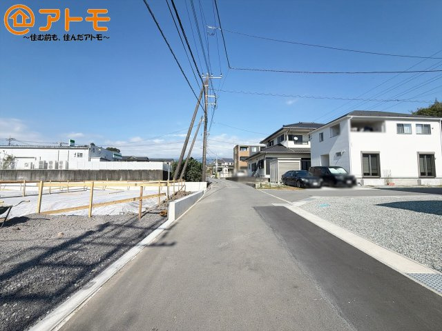 【前面道路含む現地写真】 | 富士宮市小泉第30　新築戸建て　3号棟