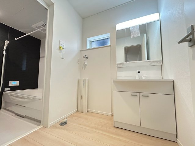 クレイドルガーデン加東市藤田第4　１号棟の独立洗面台