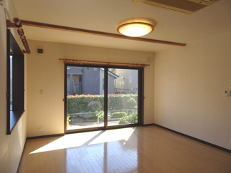 【居間・リビング】 | 川西市鴬台２丁目23の1　中古ー戸建て