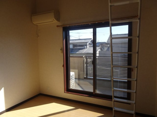 【洋室】 | 川西市鴬台２丁目23の1　中古ー戸建て
