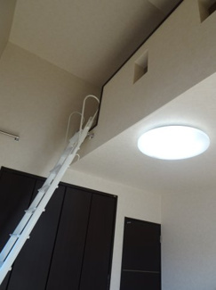 【洋室】 | 川西市鴬台２丁目23の1　中古ー戸建て