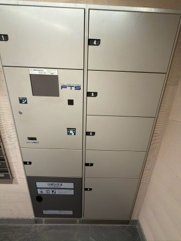 リストレジデンス上野黒門町のその他共用部分|宅配ボックス