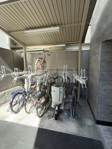 リストレジデンス上野黒門町のその他|駐輪場