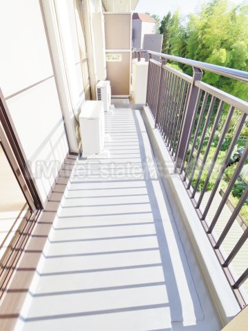 小平市喜平町１丁目の賃貸マンションのバルコニー