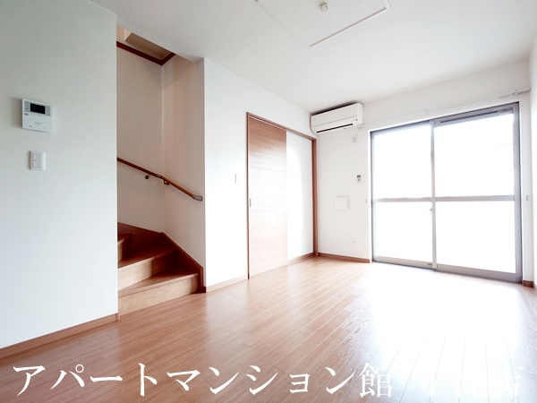 Ｖｅｒｄｅの居間・リビング