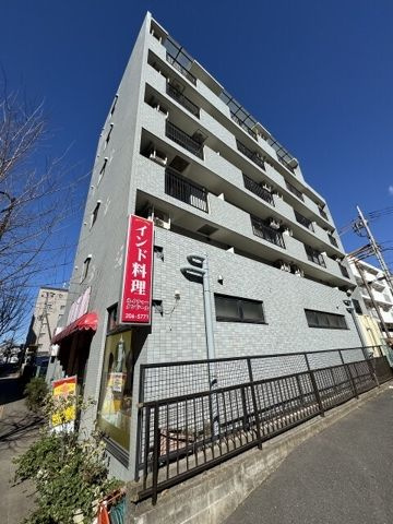 ピスタ２１の外観