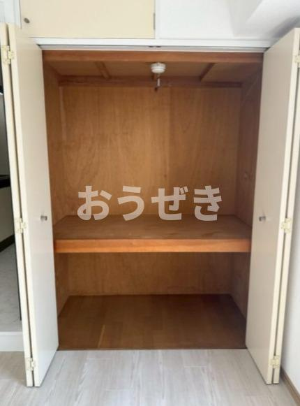 フローラル上野松が谷の収納